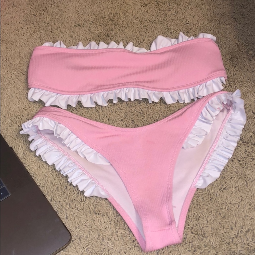 bikini ruffle
